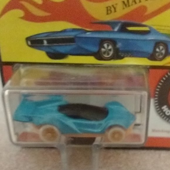 Worlds Smallest Hot Wheels - Picture 2 of 3